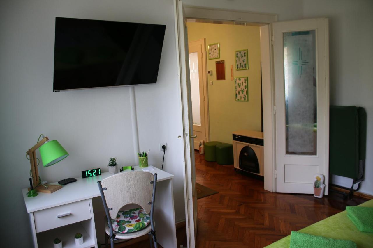 Green Cactus Rooms - Unique And Cozy House Senta Εξωτερικό φωτογραφία